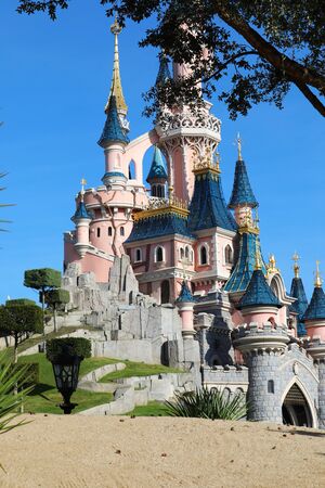 Marne-la-Vall? ? e, France - October 13, 2018: The Sleeping Beauty Castle at Disneyland Paris (Euro Disney), Marne-la-Vallee, France, France, Europeのeditorial素材