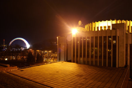 View of a Ukrainian House and Union Arc, Kiev - Ukraineのeditorial素材
