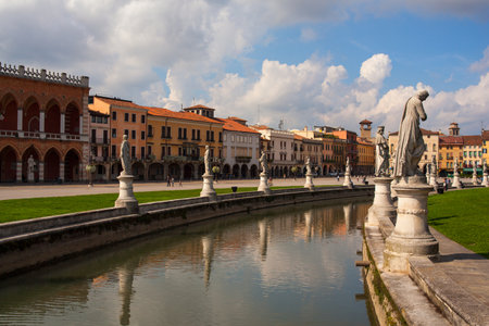 View of Prato della Valle square, Padovaのeditorial素材