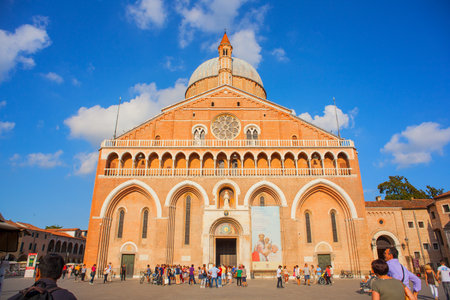 PADOVA, ITALY - AUGUST, 24: The Pontifical Basilica of Saint Anthony of Padua on August 24, 2014のeditorial素材