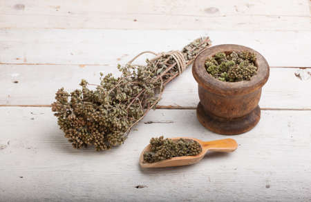 Close up of dried oregano herb inside a bowlの写真素材