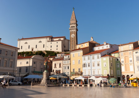Piran, Slovenia - August 26 2023: The historic Tartini Square, Tartinijev Trg, in the center of old town Piran on the Slovenian coast. To Giuseppe Tartini statue foreground leftのeditorial素材
