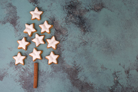 Cinnamon stars, traditional german christmas cookies, gingerbread, empty copy space