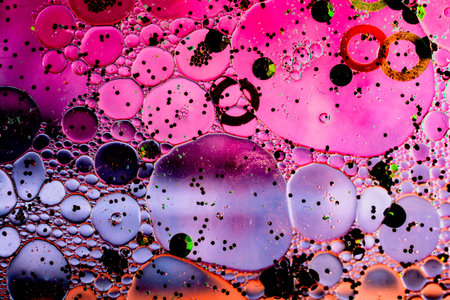 Oil bubbles inside water base form patterns
