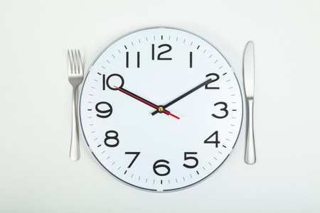 Clock on plate