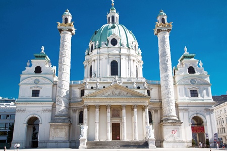 Thies picture shows the St Charles Churche in Vienna のeditorial素材