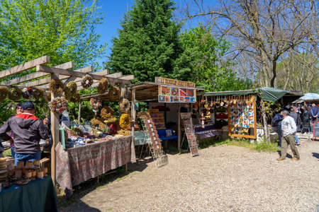 04.10.2021 - Kaptalantoti, Hungary: Kaptalantoti liliomkerti farmers market fair outdoor shops in kali basinのeditorial素材
