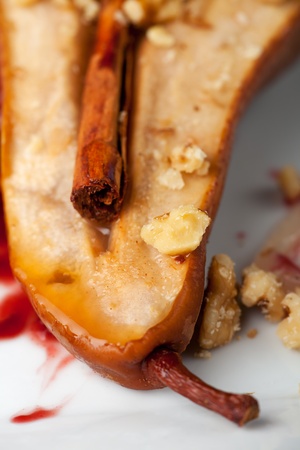 closeup of a cinnamon stick on a pearの写真素材