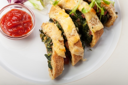 slices of spinach omelette の写真素材