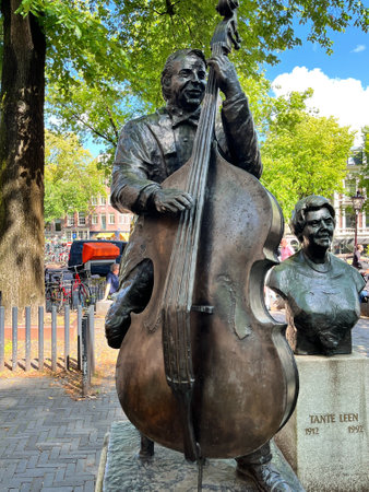 Amsterdam, Netherlands. August 11, 2023.Statues of famous Amsterdam singers. High quality photoのeditorial素材