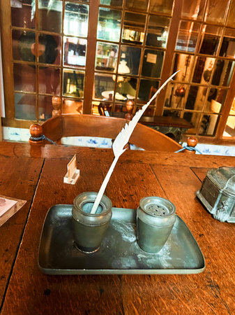 Edam, the Netherlands. july 14, 2024. The old interior of a Dutch house in Edam. High quality photoのeditorial素材