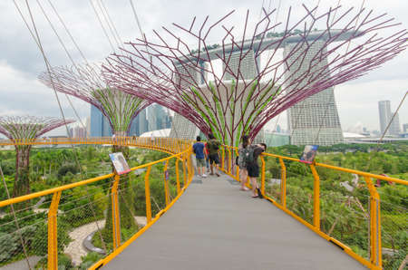 Singapore, Singapore - September 20, 2014:View of Gardens by the Bayのeditorial素材