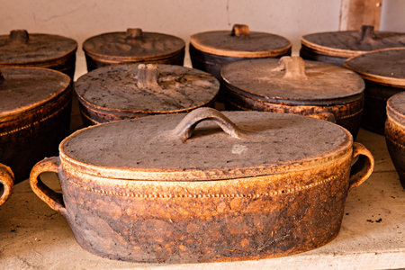 handmade production of earthen vesselsの写真素材