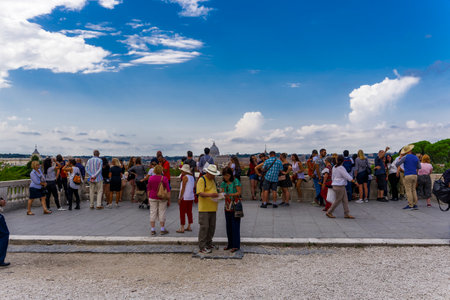 Rome, Italy Pincian Hill Promenade with crowd. Vatican view from Terrazza del Pincio to St. Peter Basilica.のeditorial素材