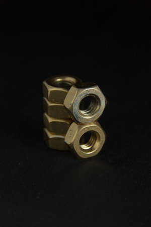 gold nut