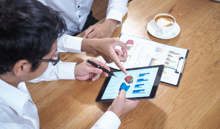 The management encourages employees to appreciate the work that is very good.
