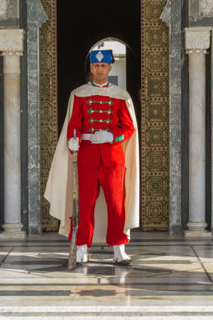 Royal guard at the mausoleum of Mohammed V (Rabat, Morocco)のeditorial素材