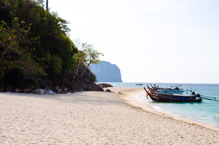 Views of the Islands of Thailand and turquoise water, rocks, yachts or boats.の写真素材