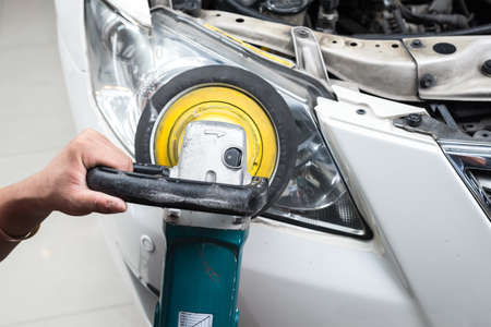 Car polishing series : Headlight polishing