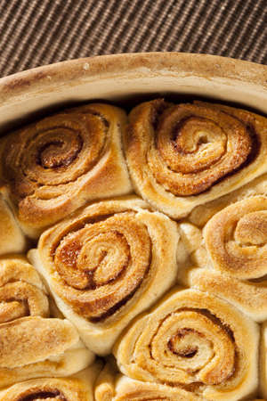 Homemade Mini Cinnamon Rolls in a panの写真素材