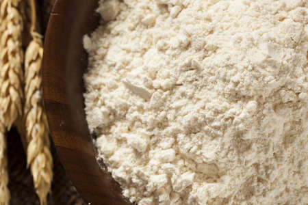 Organic Whole Wheat Flour Ready For Bakingの写真素材