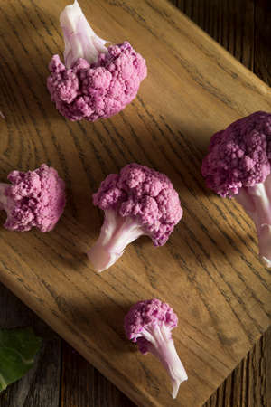 Raw Organic Purple Cauliflower Ready to Cookの写真素材