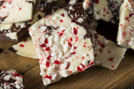 Homemade Sweet Peppermint Bark with White and Dark Chocolateの写真素材