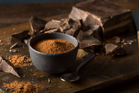 Raw Organic Dark Chocolate Cocoa Powder for Bakingの写真素材
