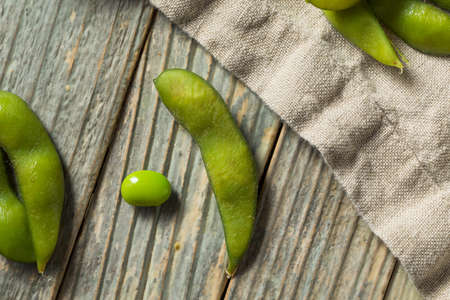 Raw Green Organic Edamame Soy Beans Ready to Eatの写真素材
