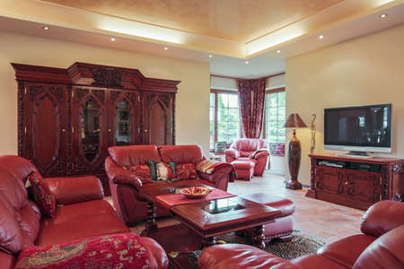 Leather claret seat in exclusive sitting room