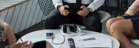 Businesspeople are working in the restaurantの写真素材