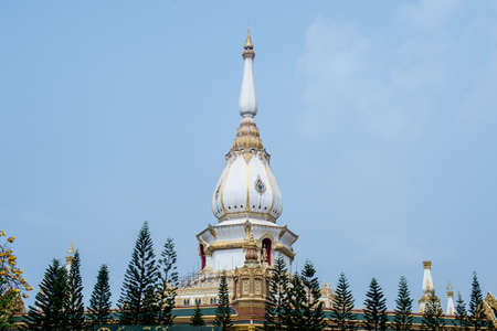 Phra Maha Chedi Chai Mongkol located on the premises of Wat Pha Namthip Thep Prasit Vararam, Roi Et, Thailand.の写真素材