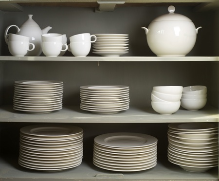 Clean Dishes   Other Tableware placed on a wooden shelf の写真素材