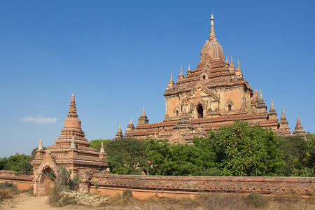 Htilominlo temple is an ancient construction made by bricks, Bagan, Myanmarの写真素材