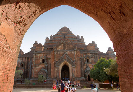 Bagan, Myanmar : 23 JAN 2013Dhammayangyi stupa is the biggest brick temple in Baganのeditorial素材