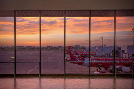Bangkok, Thailand- Nov 9, 2015 : sunrise at Don-muang international airport waiting area.のeditorial素材