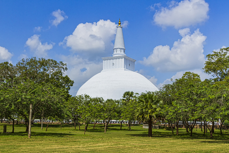 Anuradhapura, Sri Lanka - JAN 24, 2014:  Mirisawetiya is one of the most ancient Dagabas in Sri Lanka. It was built by the great King Dutugemunu (161-137 BC).のeditorial素材