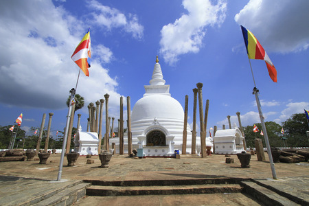 Anuradhapura, Sri lanka- JAN 24, 2014: Thuparamaya is the oldest dagoba in Anuradhapura. It is a Buddhist sacred place of veneration.のeditorial素材