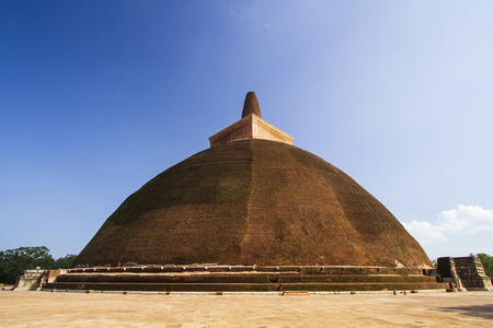 Anuradhapura, Sri lanka- JAN 24, 2014: Abhayagiri dagoba is a Buddhist sacred monastery. One of the focal points of the complex in Anuradhapura.のeditorial素材