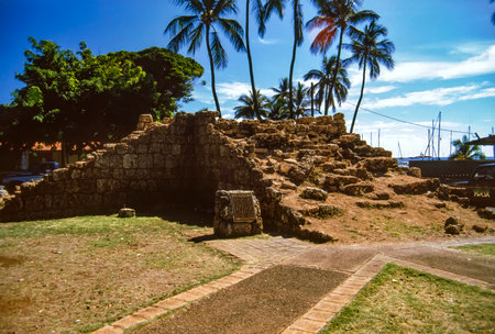 Lahaina, Maui, Hawaii, June 2, 1986 - Old Slide of Old Remains of a Coral Block Fort in Lahaina Harbor, on a Beautiful Sunny Summer Dayのeditorial素材