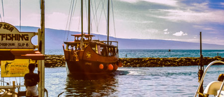 Lahaina, Maui, Hawaii, June 2, 1986 - Old Slide of Harbor and Fishing Port in Lahaina Harbor, on a Beautiful Sunny Summer Dayのeditorial素材
