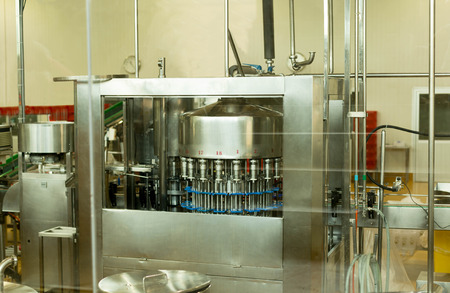Lactose Filling machine for bottle of milk in factoryの写真素材