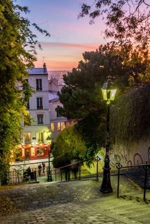 Paved staircase in a quiet street in Montmartre district in Parisのeditorial素材