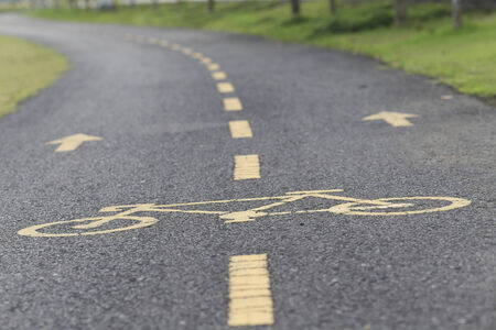bycicle road sign.