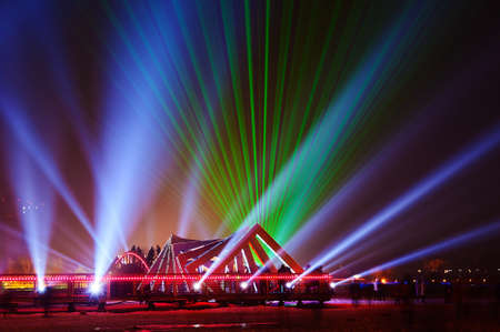 The holiday music lighting show in the park.のeditorial素材