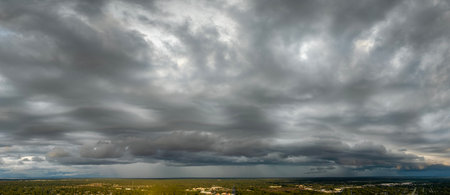 Heavy rainfall during summer thunderstorm in Floridaの写真素材