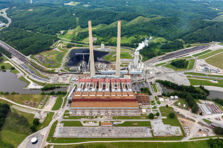 Large thermal Kingston power plant in Roane County near Kingston, Tennessee. Coal used as fossil fuel for electric energy production in American gridの写真素材