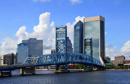 Skyline of Downtown Jacksonville, Floridaの写真素材