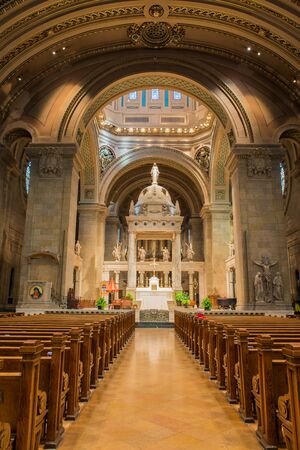 This is the Basilica of St. Mary in Minneapolis, Minnesota. This shows the nave leading into the altar and sanctuary.のeditorial素材