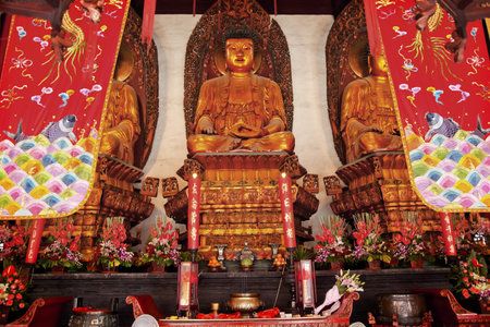 Buddhist Statues Jade Buddha Temple Jufo Si Shanghai China Most famous buddhist temple in Shanghaiのeditorial素材